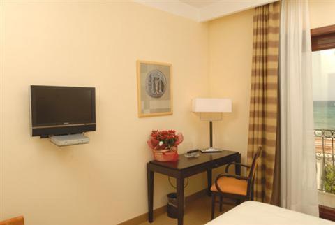 Palazzo Foti Hotel Crotone Room photo