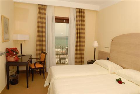 Palazzo Foti Hotel Crotone Room photo